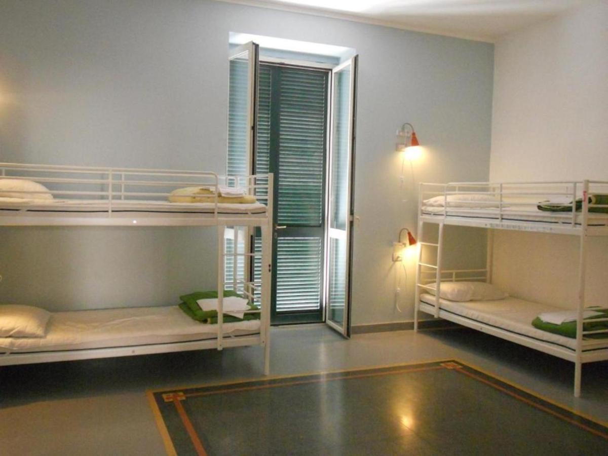 La Controra Hostel Napoli Bagian luar foto