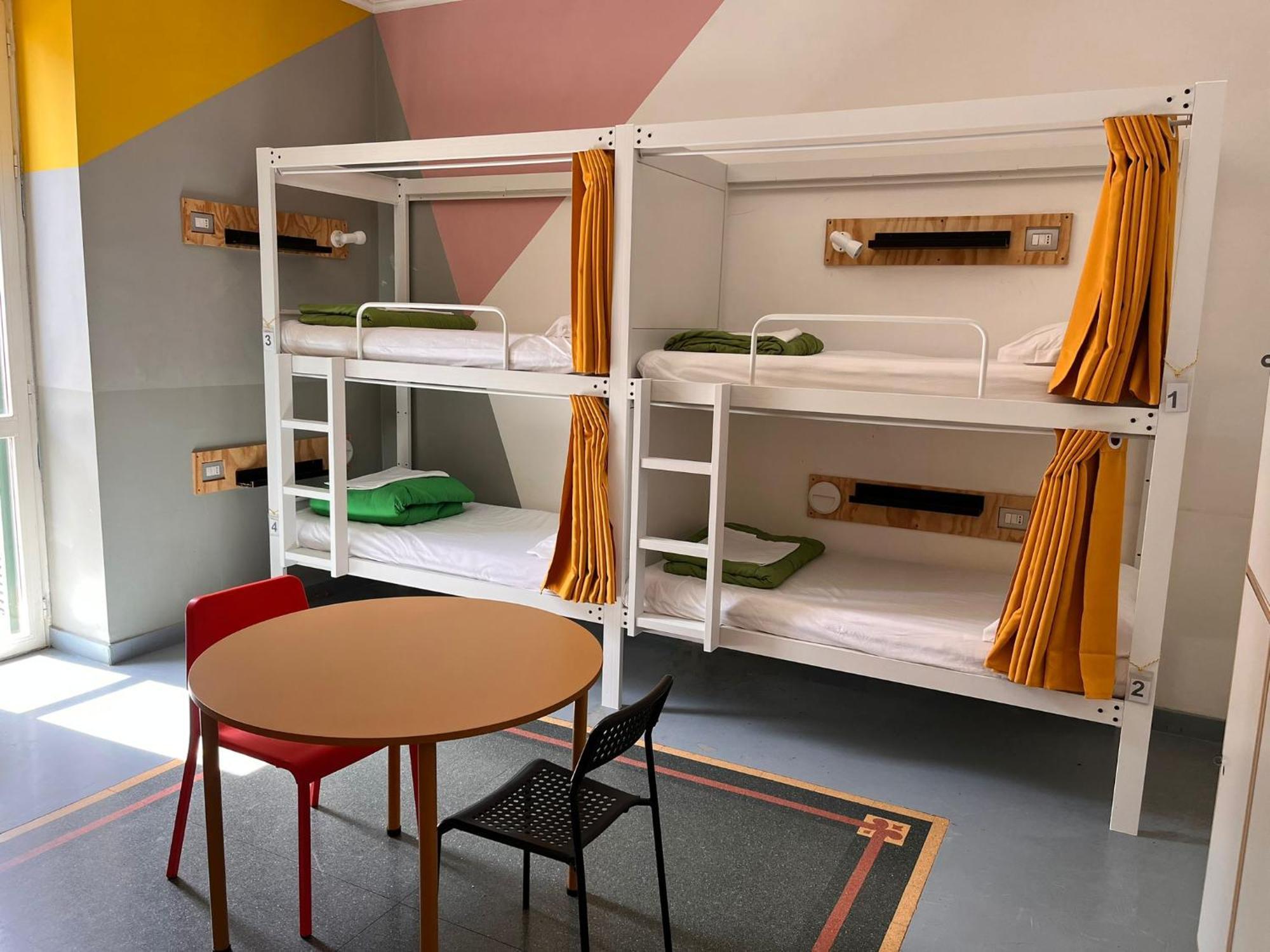 La Controra Hostel Napoli Bagian luar foto