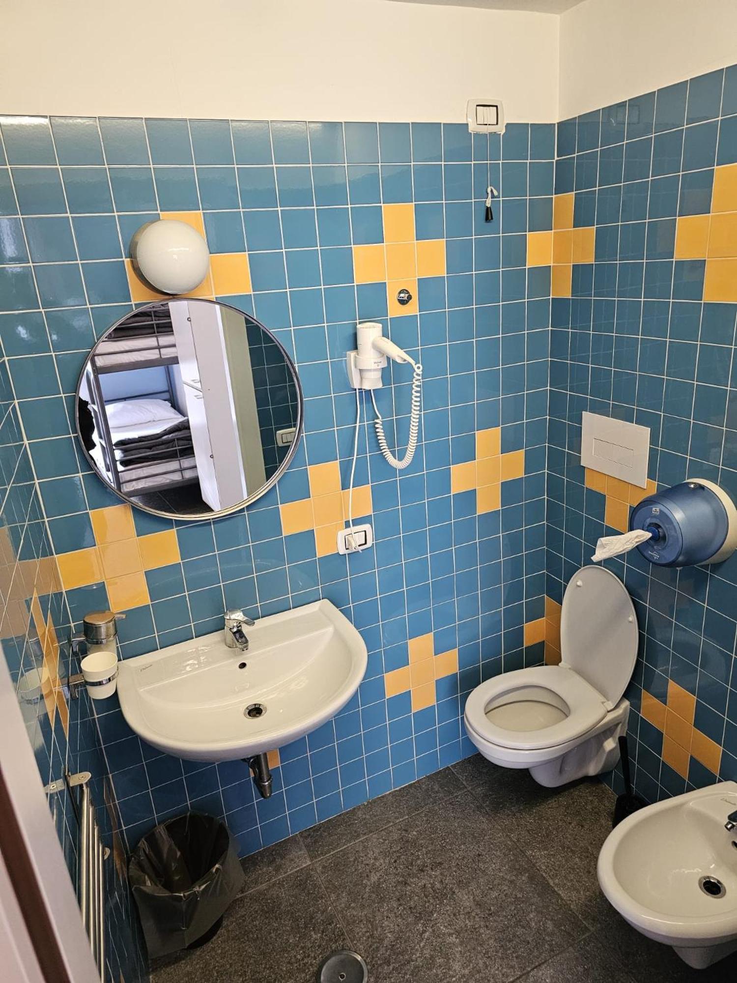 La Controra Hostel Napoli Bagian luar foto