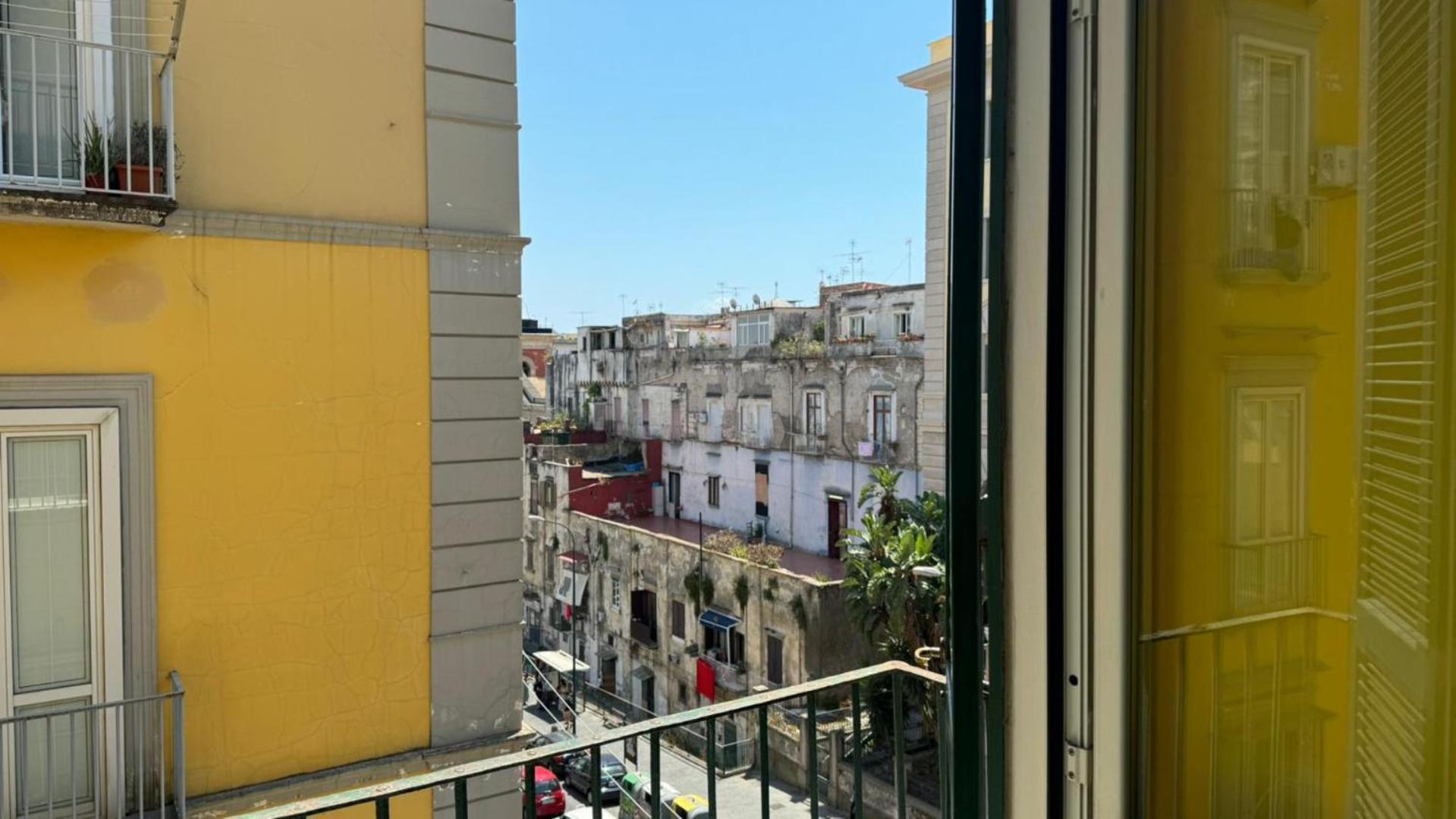 La Controra Hostel Napoli Bagian luar foto