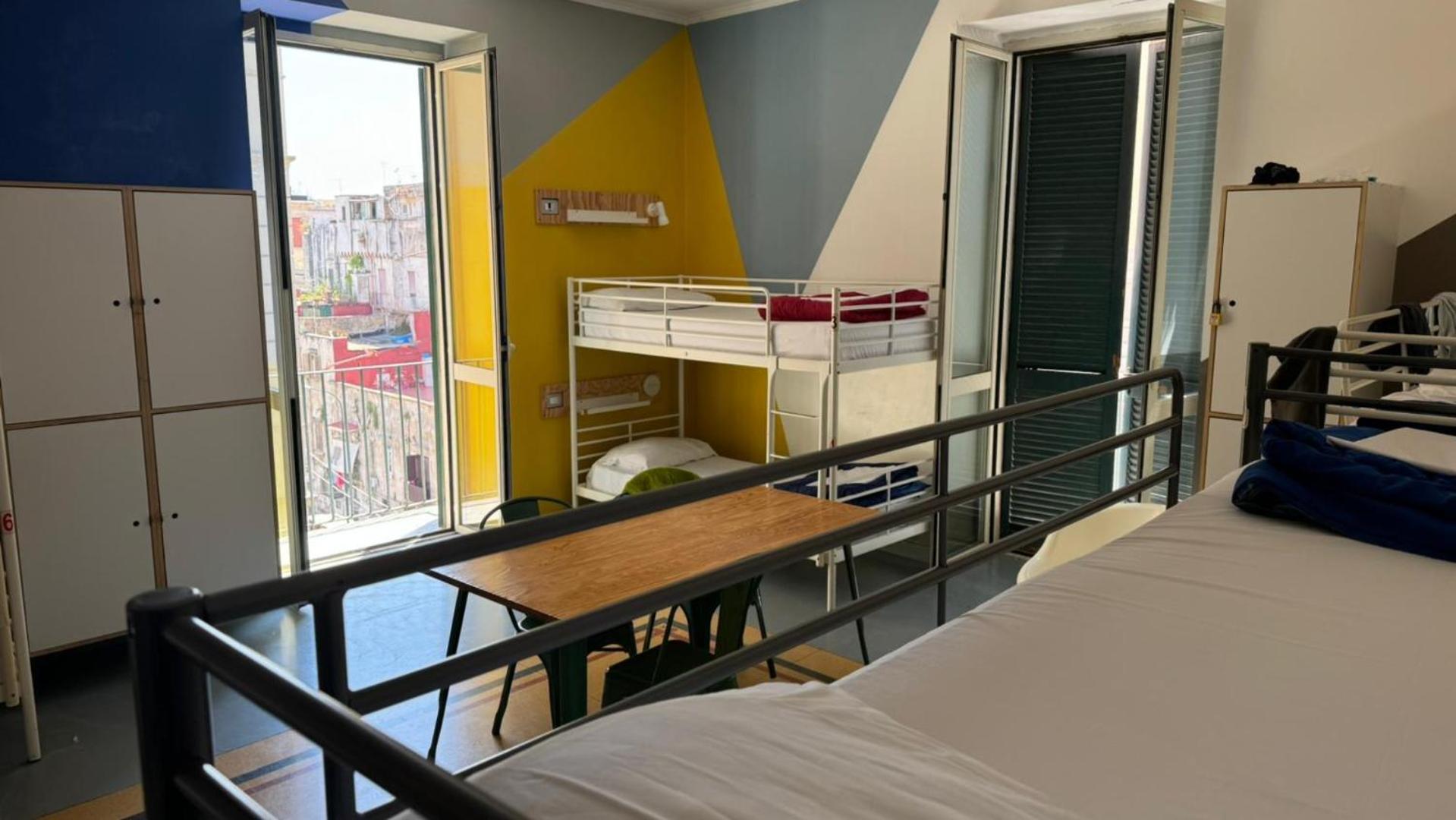 La Controra Hostel Napoli Bagian luar foto