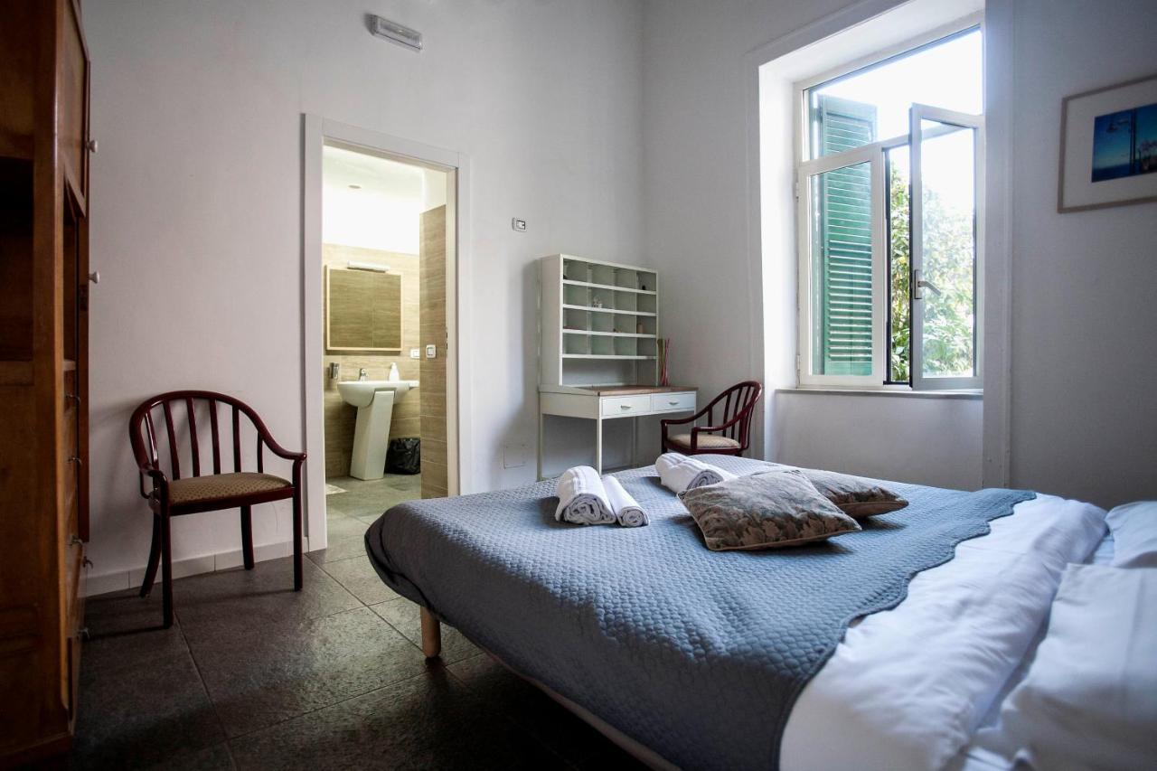 La Controra Hostel Napoli Bagian luar foto