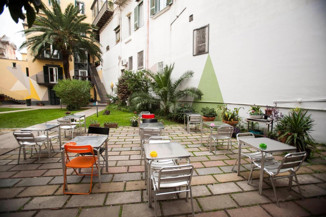 La Controra Hostel Napoli Bagian luar foto